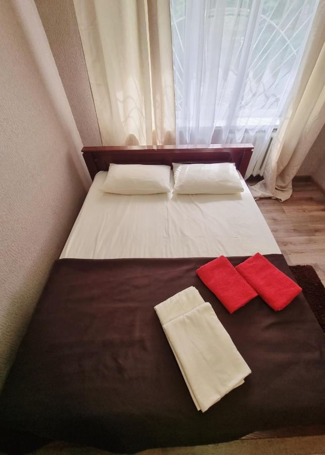 2-Кімнатна Квартира У Центрі На Олександра Поля, Шпиталь, 16Лікарня Dnipro Exterior foto